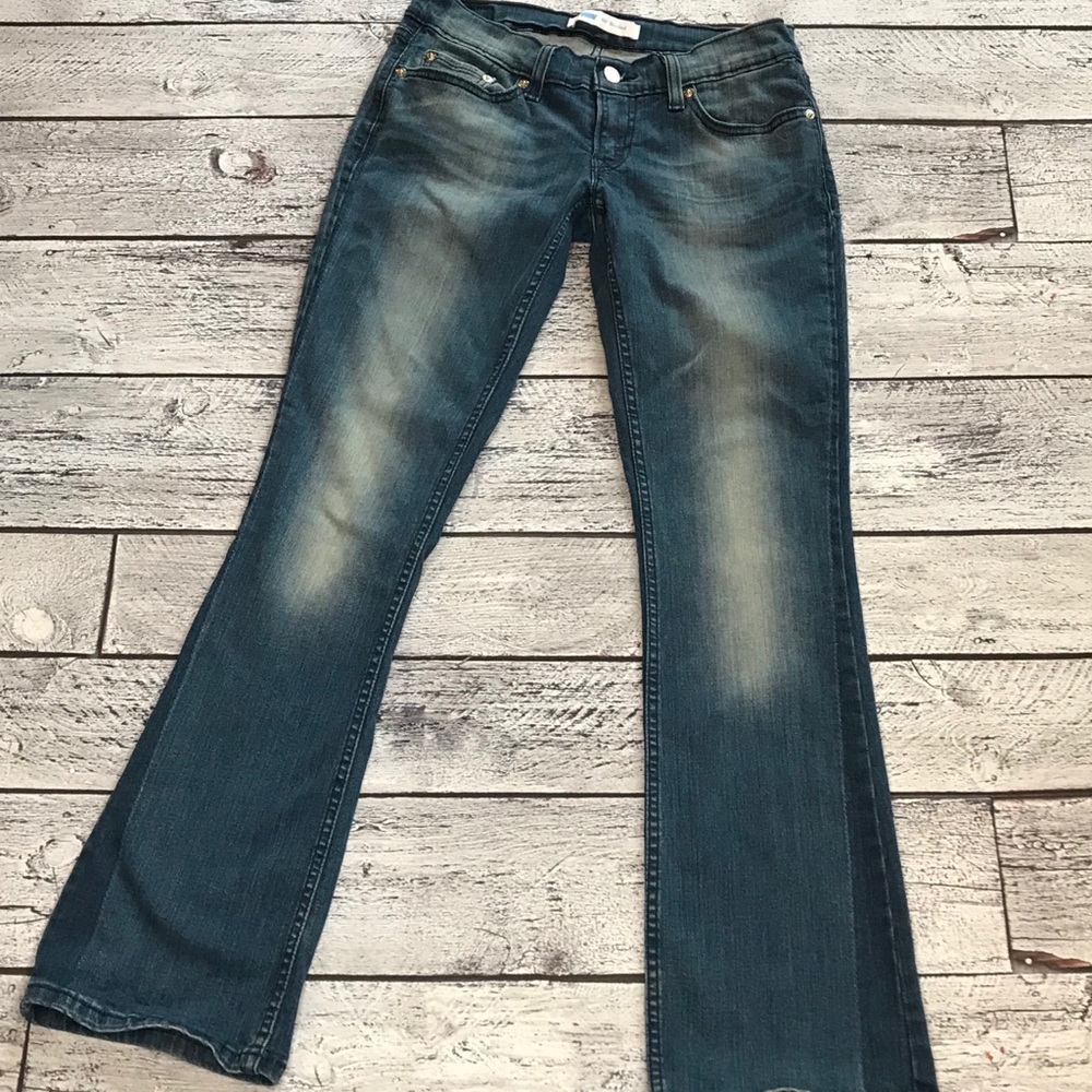 Levi 524 boot cut Women’s Boot Cut Jeans in Dark Blue - Classic Stretch Denim